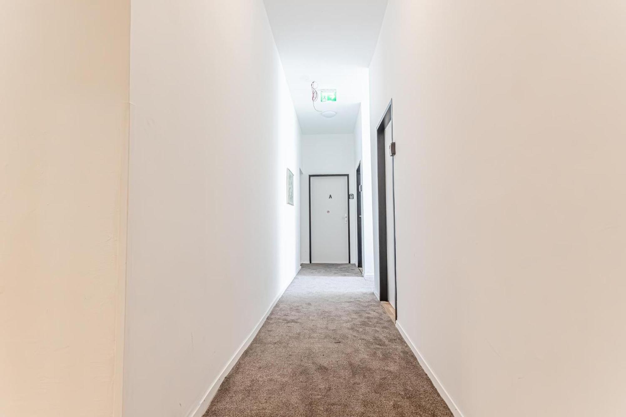 Loevly Shared 6Br With Garden Near Danube & Millenium City เวียนนา ภายนอก รูปภาพ