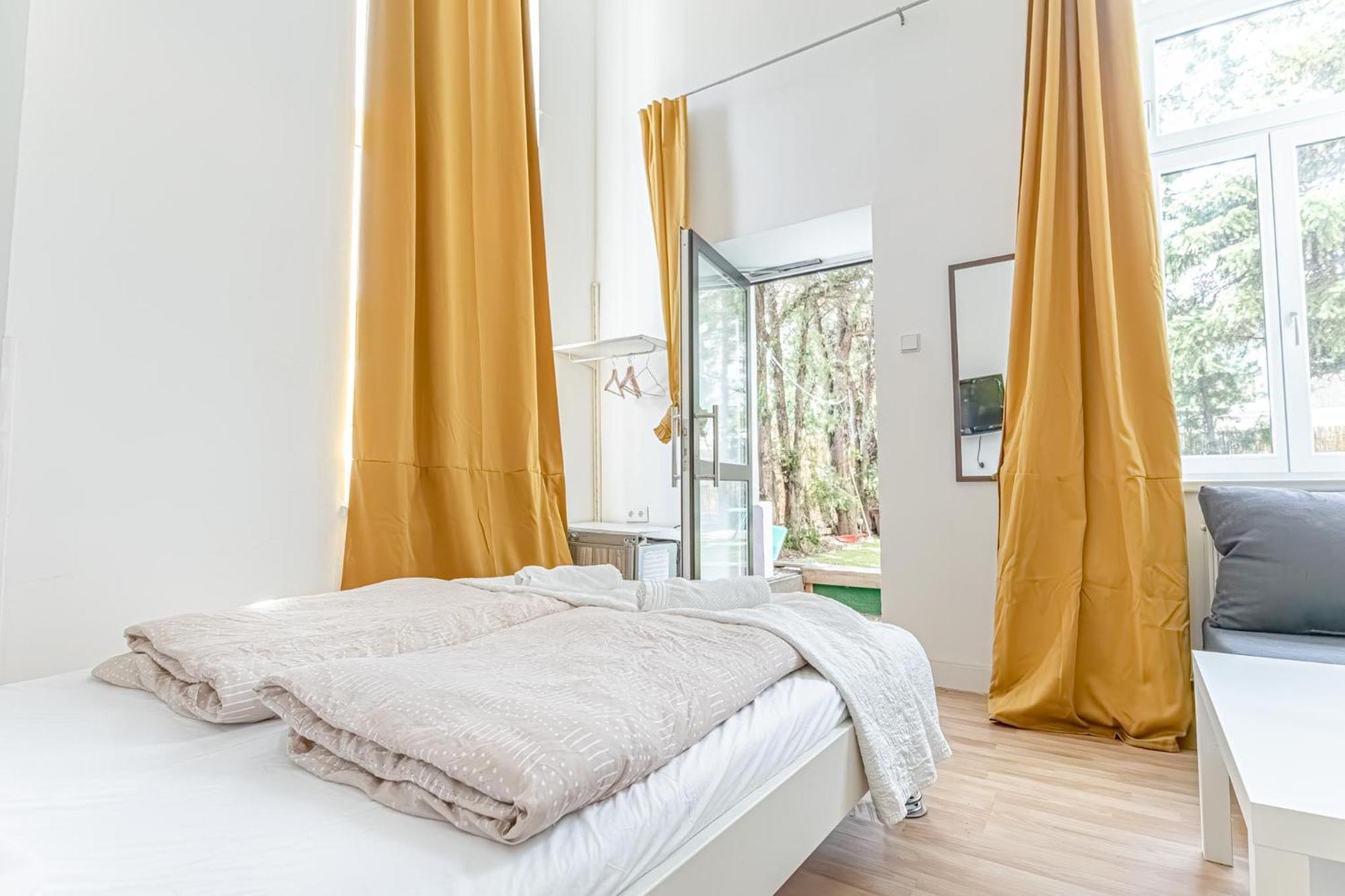 Loevly Shared 6Br With Garden Near Danube & Millenium City เวียนนา ภายนอก รูปภาพ